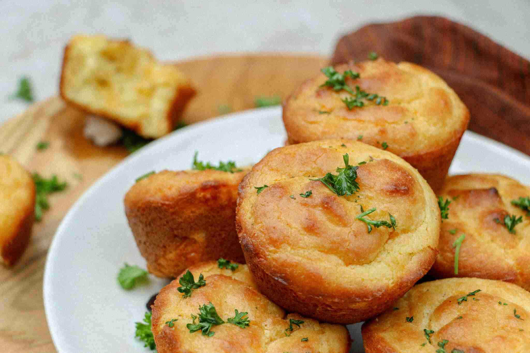 keto cheddar biscuits